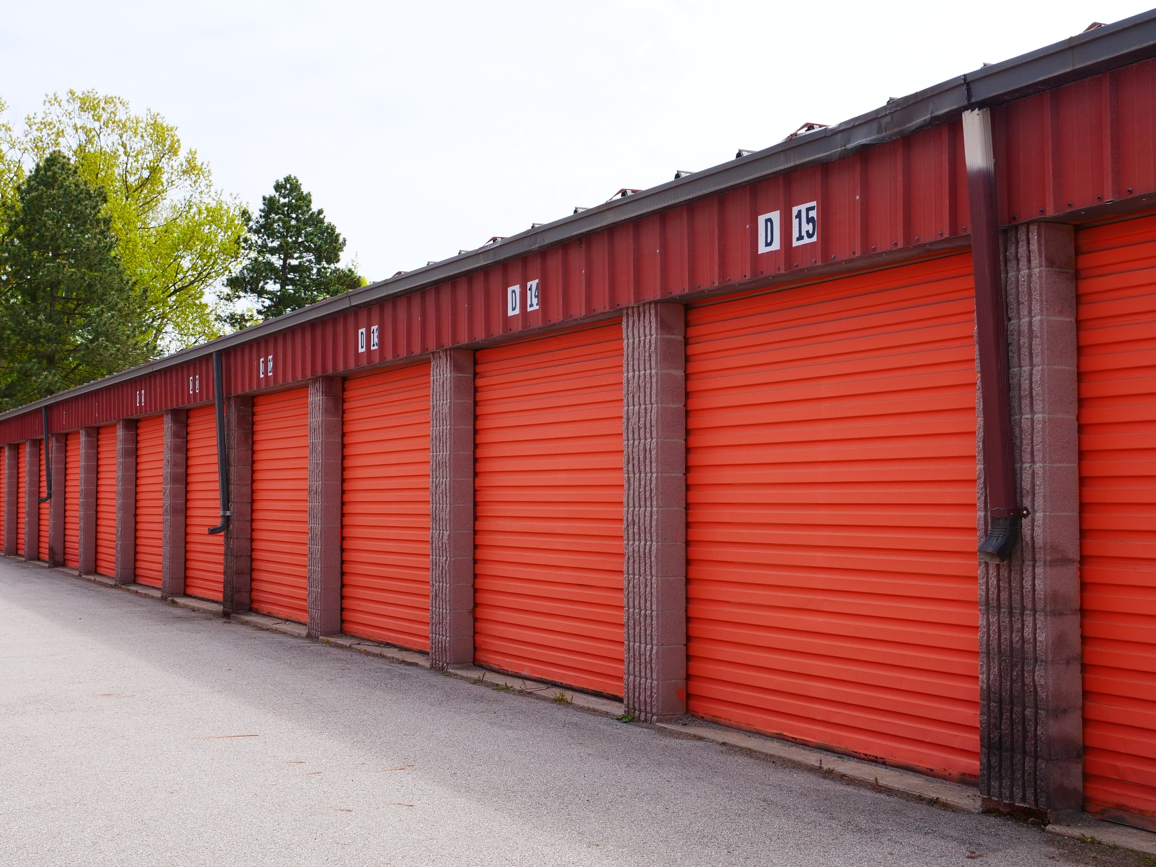 port huron mi 48060 drive up ground floor self storage unit rental